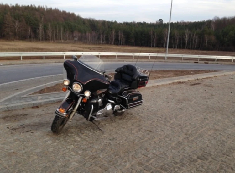 GMOLE PRZEDNIE PASUJĄ DO HARLEY TOURING 1988-1996