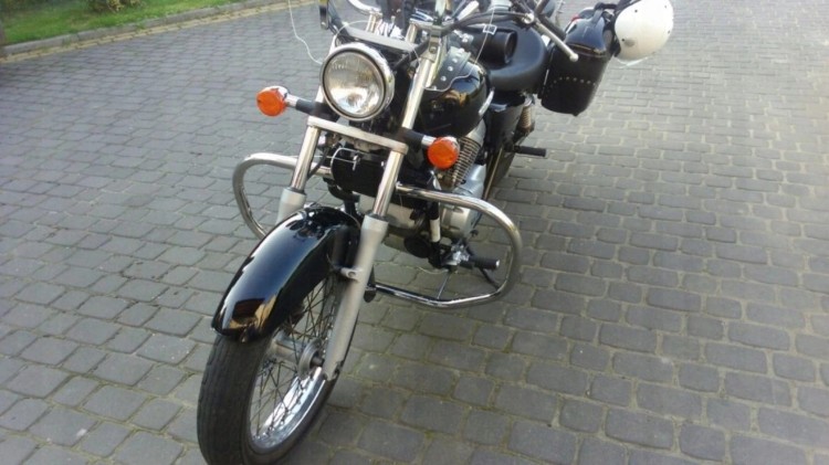 GMOLE PRZEDNIE HONDA VT 125 SHADOW