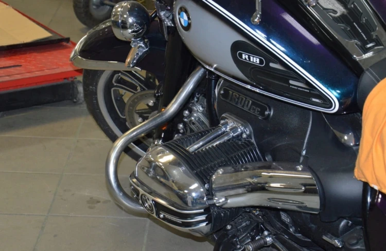 GMOLE PRZEDNIE PASUJĄ DO BMW R18, BMW R18 B, BMW R18 Roctane CZARNY POŁYSK