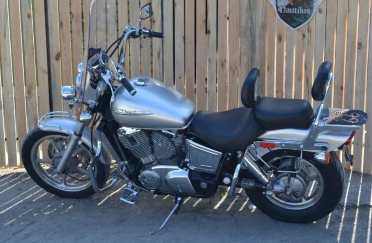 GMOLE PRZEDNIE Z PODNÓŻKAMI PASUJĄ DO HONDA VT 1100 SPIRIT 97-07
