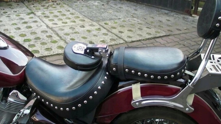 OPARCIE KIEROWCY RUCHOME DEDYKOWANE DO YAMAHA 1600 1700 ROAD STAR WILD STAR