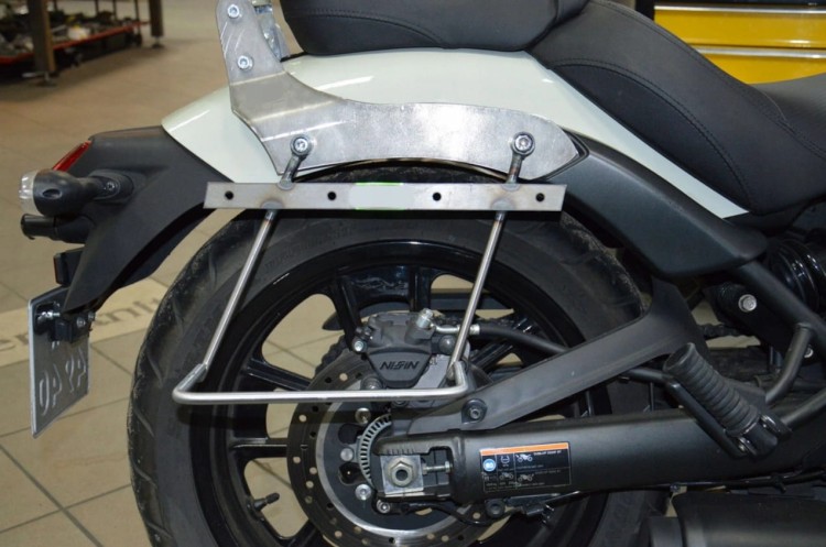 STELAŻE POD SAKWY PASUJĄ DO KAWASAKI Vulcan S 650