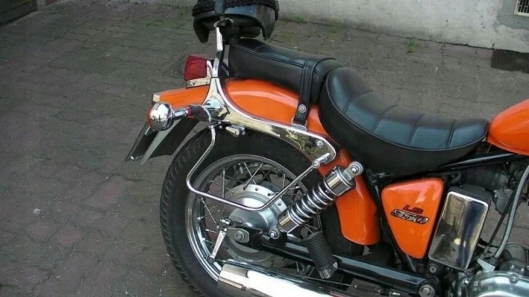 STELAŻE POD SAKWY SUZUKI SAVAGE 650 MOTOMANIAK
