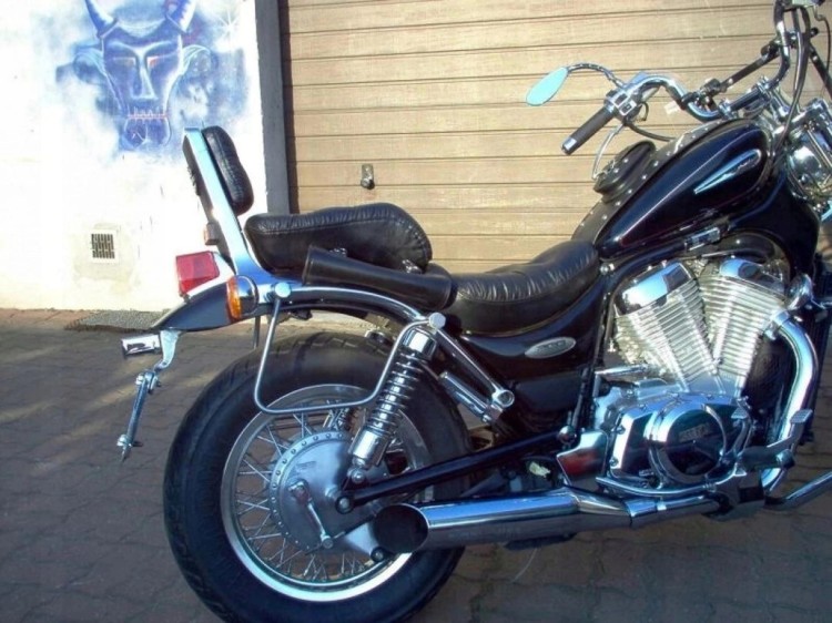 STELAŻE POD SAKWY SUZUKI VS 1400 INTRUDER