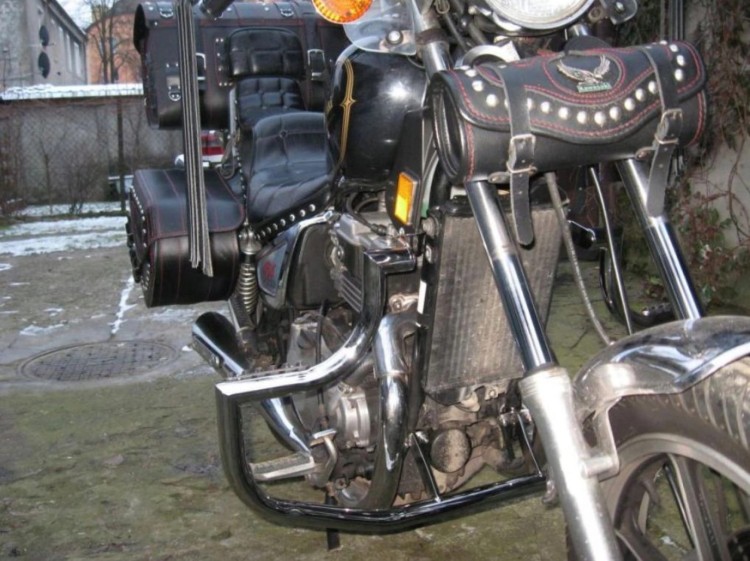GMOLE PRZEDNIE Z PODNÓŻKAMI PASUJĄ DO KAWASAKI LTD 450 454