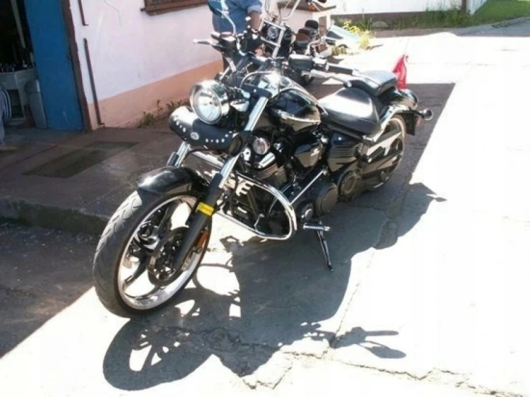 Gmole przednie YAMAHA Raider 1900 MOTOMANIAK