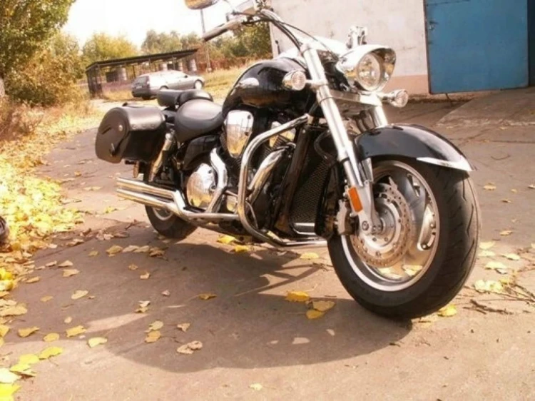 GMOLE PRZEDNIE HONDA VTX 1800 RETRO NEO
