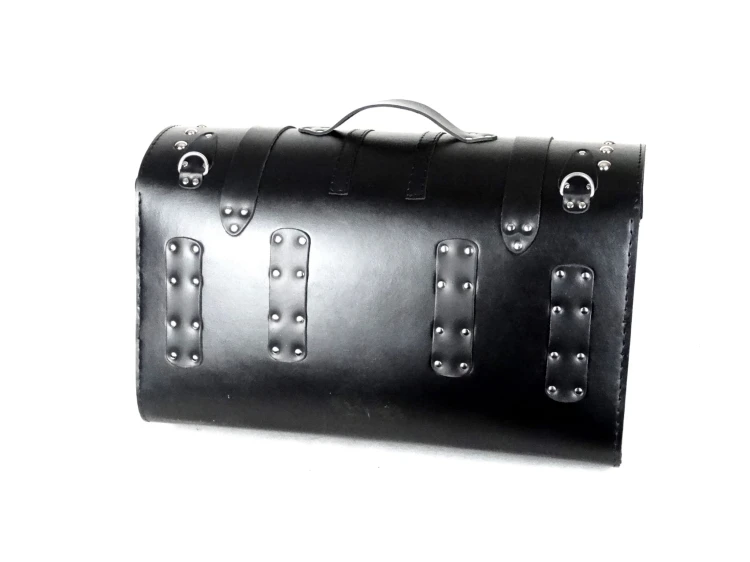 KUFER 50 CM ZAMEK VT SHADOW REBEL ELIMINATOR INTRUDER MARUDER 125 250